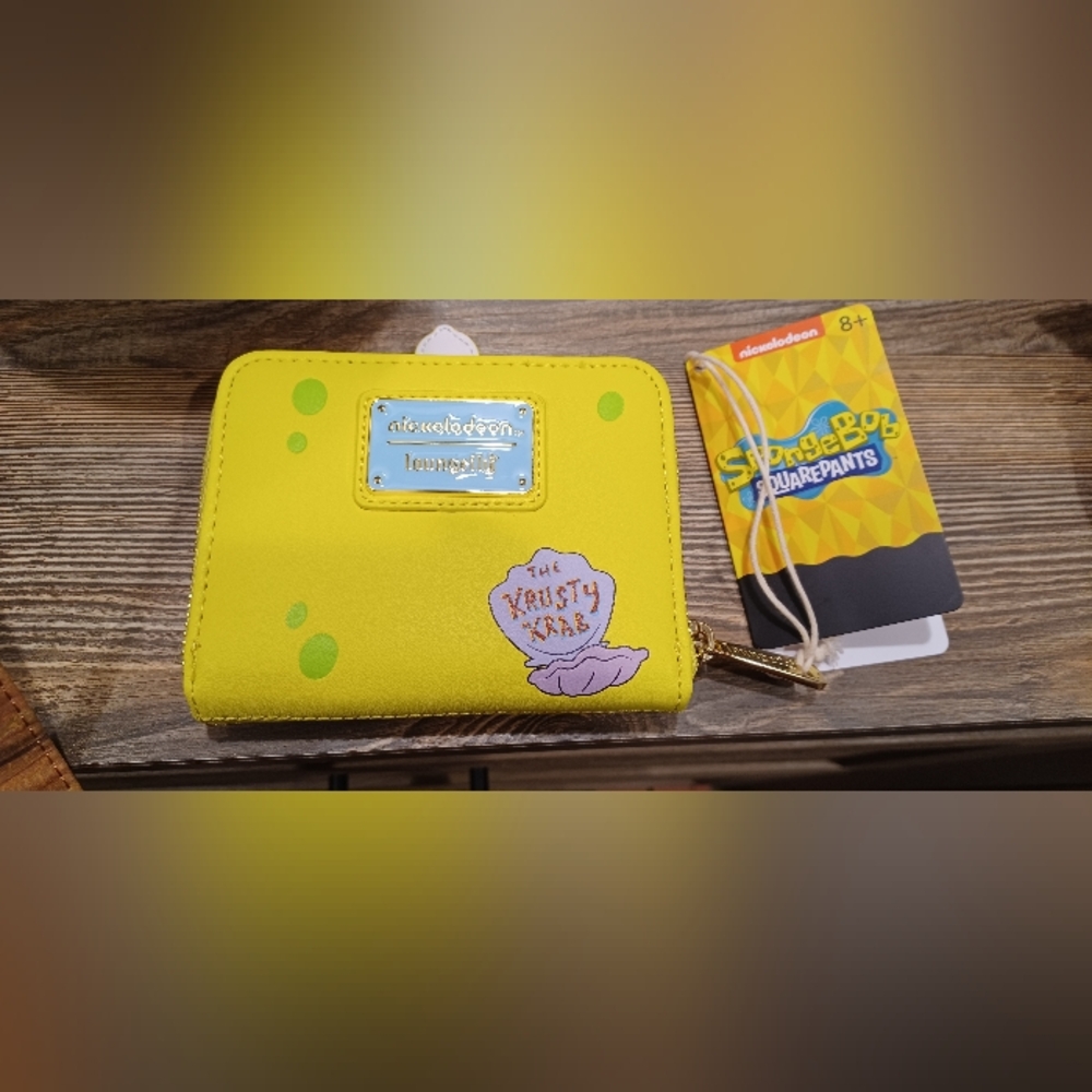 Loungefly Spongebob Wallet - Picture 2 of 2